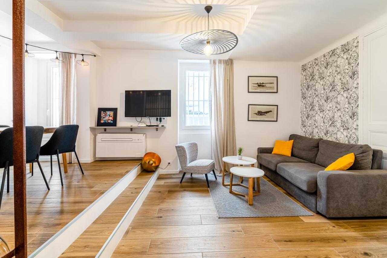 Plein Centre Avec "Parking Prive" Voitures Electriques Bienvenues Apartman Cassis Kültér fotó